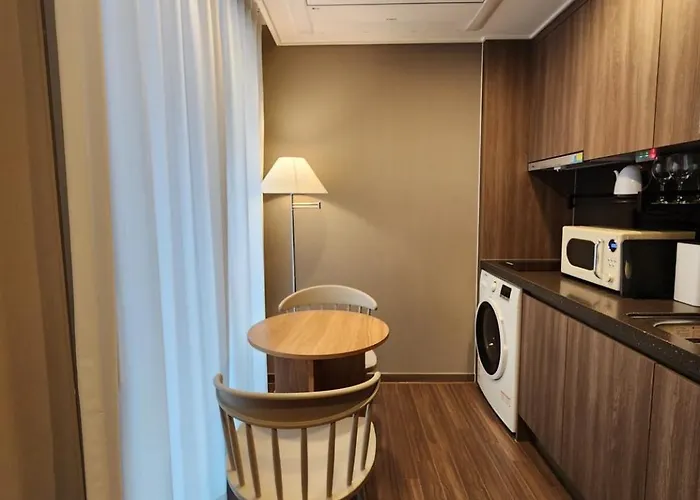 The Solid - Elbon The By Haeundae Aparthotel