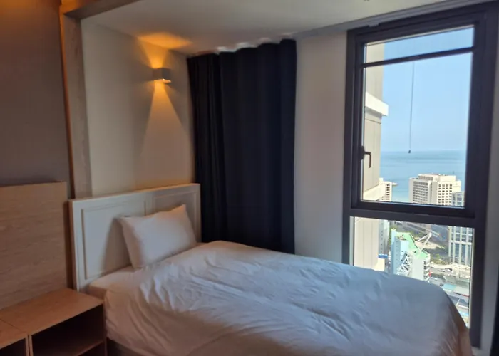 Aparthotel The Solid - Elbon The By Haeundae 3*