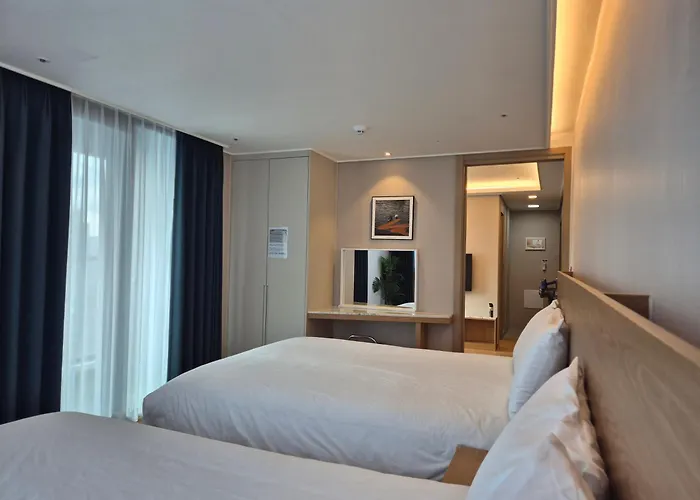 Aparthotel The Solid - Elbon The By Haeundae 3*
